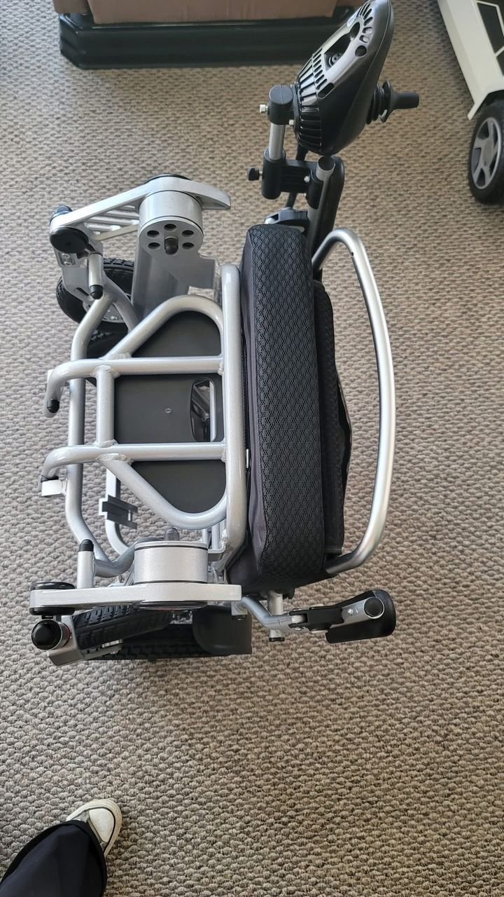 Electric wheelchair Foldable - Image 2