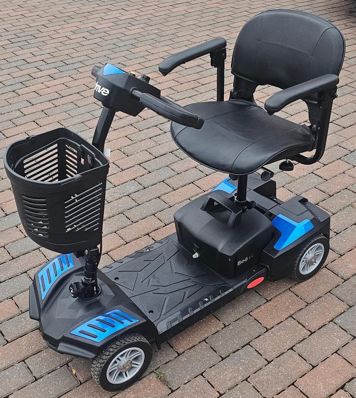 4-wheel electric mobility scooter - Image 6