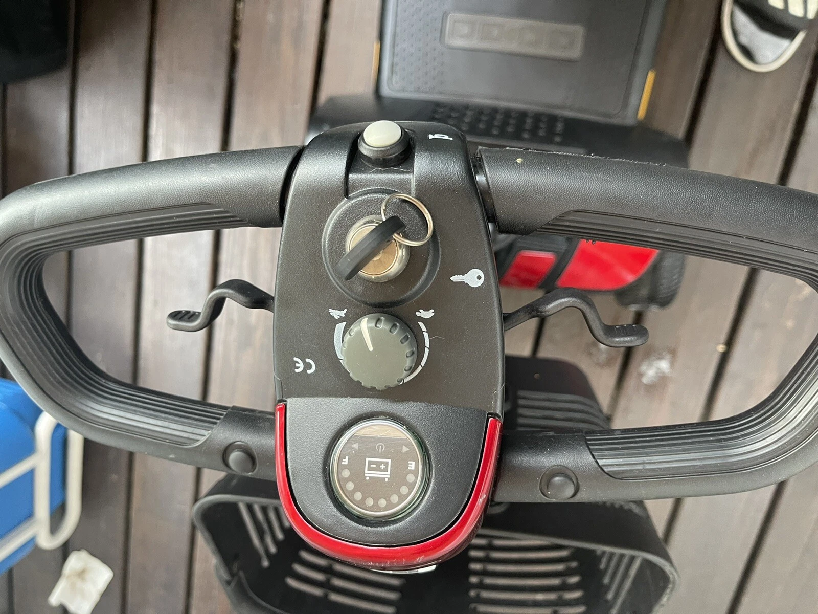 Pride Mobility Go-Go Mobility Scooter - Image 10